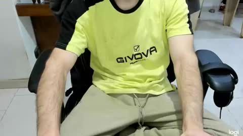 microfama00 online show from 13, 3, 2026