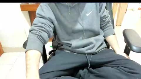 microfama00 online show from 22, 3, 2026