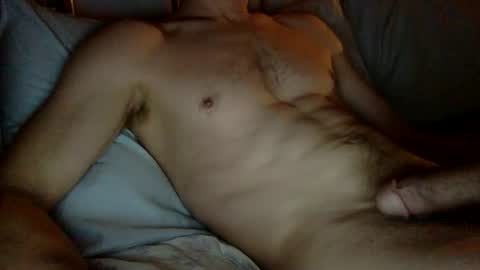 Snapshot of midiin chatting on 22, 10, 2025 midiin online show from 22, 10, 2025