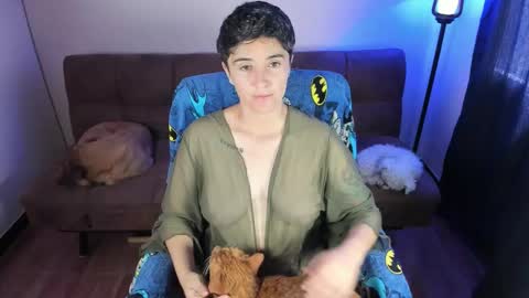 Snapshot of midnight07_ chatting on 15, 10, 2025 Blue online show from 15, 10, 2025