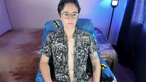 Snapshot of midnight07_ chatting on 17, 11, 2025 Blue online show from 17, 11, 2025