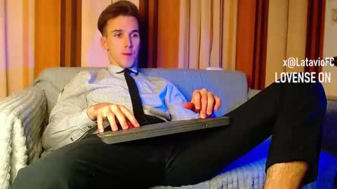 Snapshot of midnighter__ chatting on 24, 11, 2025 Alexey or just Alex online show from 24, 11, 2025