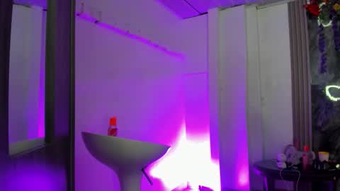 midory_ online show from 9, 10, 2025