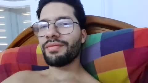 Snapshot of midoumas1 chatting on 14, 12, 2024 Sam online show from 14, 12, 2024