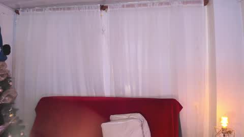 miel_gomez online show from 28, 12, 2024