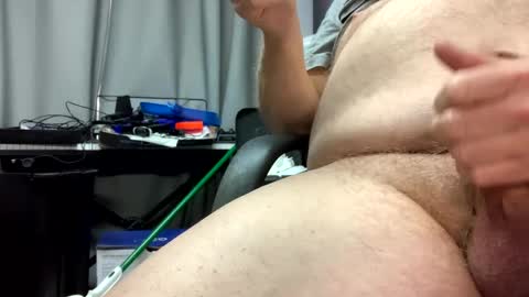 Snapshot of miggie001 chatting on 28, 1, 2025 miggie001 online show from 28, 1, 2025