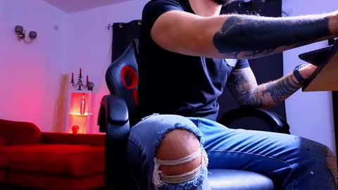 MightyAaron online show from 13, 10, 2025