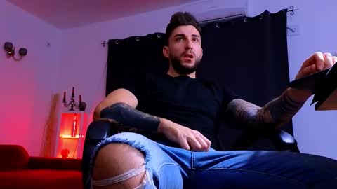 MightyAaron online show from 3, 11, 2025