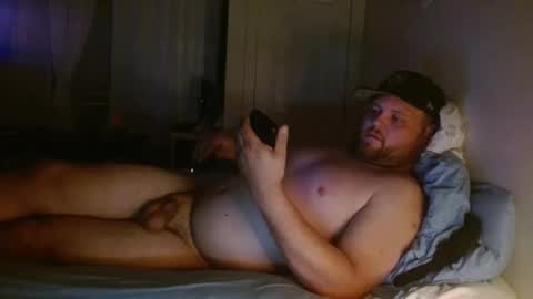 Snapshot of miguel320129 chatting on 18, 11, 2025 Miggy online show from 18, 11, 2025