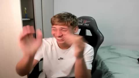 Miguel Hernandez online show from 9, 10, 2025