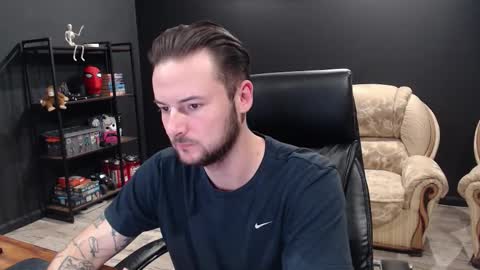 Misha Winchester online show from 12, 11, 2025