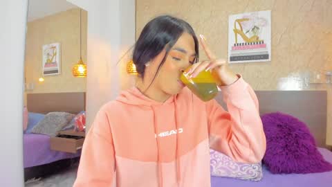 Snapshot of miia03 chatting on 11, 4, 2026 Miia online show from 11, 4, 2026