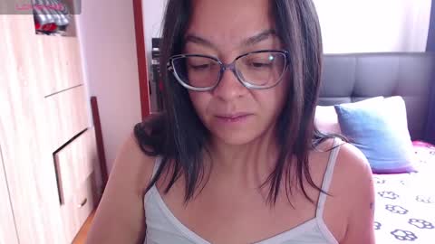 Snapshot of miia_big1boobs chatting on 27, 1, 2025 miia big1boobs online show from 27, 1, 2025