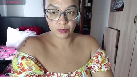 Snapshot of miia_big1boobs chatting on 13, 2, 2025 miia big1boobs online show from 13, 2, 2025