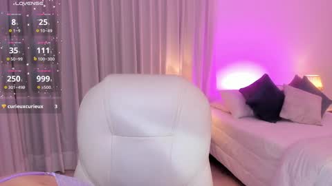Mia online show from 3, 12, 2024