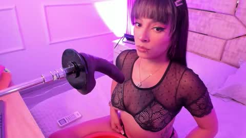 Mia Monroe online show from 5, 2, 2026