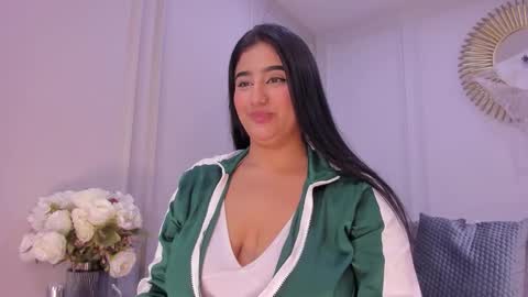 Snapshot of miiah_parker chatting on 3, 11, 2025 MIAH PARKER online show from 3, 11, 2025