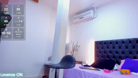 mia sofia online show from 19, 11, 2025