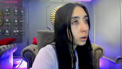 miilu  online show from 4, 12, 2024