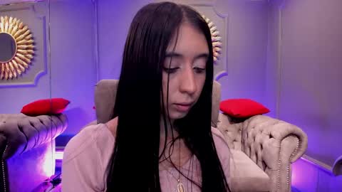 miilu  online show from 27, 12, 2024