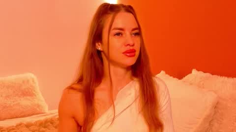 Amira online show from 2, 12, 2025