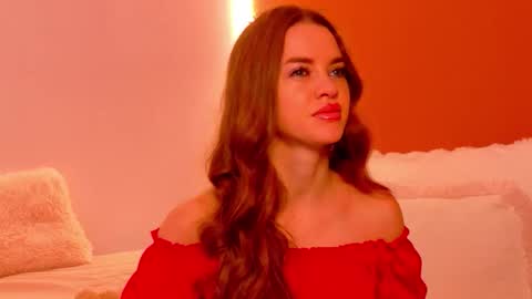 Amira online show from 3, 12, 2025