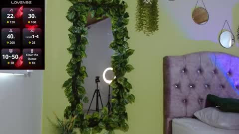 miiss_alyssaa online show from 9, 11, 2025