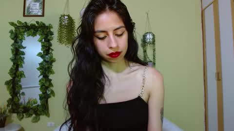 miiss_alyssaa online show from 22, 11, 2025