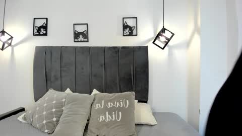 miiss_greyy online show from 9, 2, 2025
