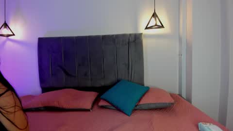 miiss_greyy online show from 9, 3, 2025