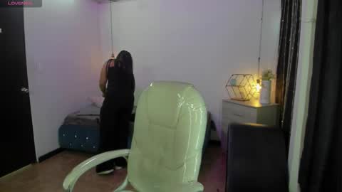 miiss_greyy online show from 11, 9, 2025