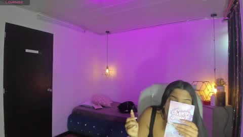miiss_greyy online show from 14, 9, 2025