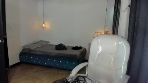 miiss_greyy online show from 29, 9, 2025