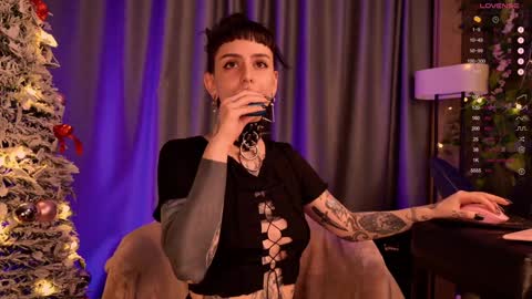 Snapshot of mika_moon_ chatting on 22, 12, 2024 mika_moon_ online show from 22, 12, 2024