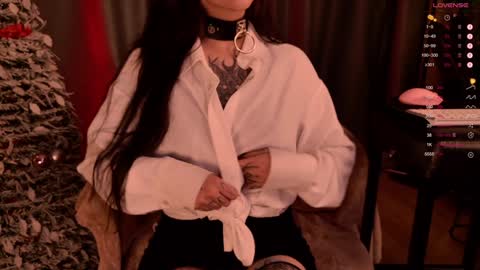 Snapshot of mika_moon_ chatting on 31, 12, 2024 mika_moon_ online show from 31, 12, 2024