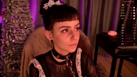 Snapshot of mika_moon_ chatting on 5, 1, 2025 mika_moon_ online show from 5, 1, 2025