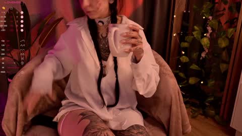 Snapshot of mika_moon_ chatting on 17, 1, 2025 mika_moon_ online show from 17, 1, 2025