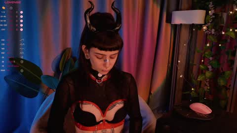 Snapshot of mika_moon_ chatting on 26, 1, 2025 mika_moon_ online show from 26, 1, 2025