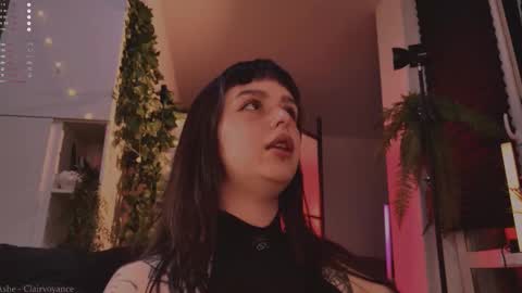 Snapshot of mika_moon_ chatting on 21, 11, 2025 mika_moon_ online show from 21, 11, 2025