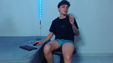 Mike IMDEPENDIENT MODEL online show from 20, 10, 2025