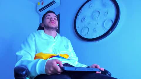 Mike  online show from 24, 2, 2026