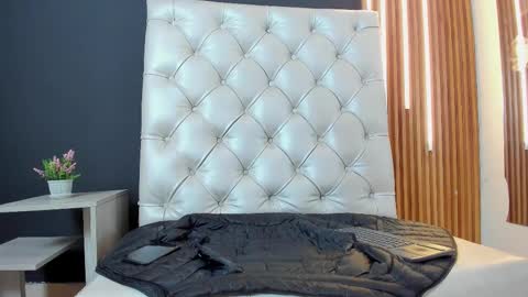 Michael online show from 15, 2, 2025