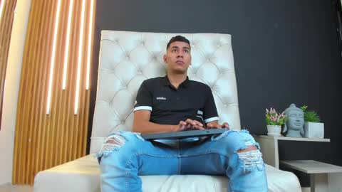 Michael online show from 19, 2, 2025