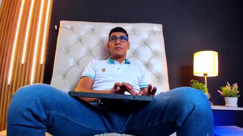 Michael online show from 26, 2, 2025