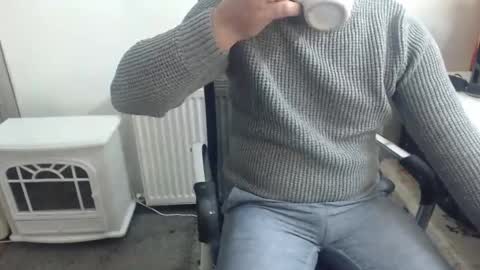 Snapshot of mike_master30 chatting on 28, 2, 2025 MikeMaster online show from 28, 2, 2025