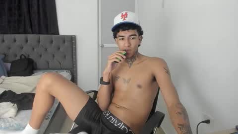 mike_master9 online show from 8, 11, 2025