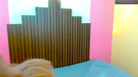 Snapshot of mike_nour chatting on 14, 12, 2024 IM MIKE online show from 14, 12, 2024