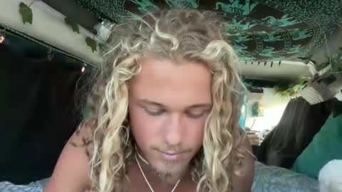 Snapshot of mike_sunn chatting on 9, 1, 2026 Mike online show from 9, 1, 2026