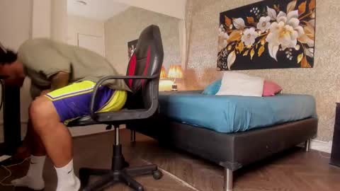 Mike online show from 12, 10, 2025