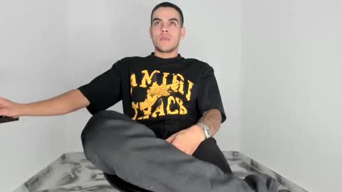 Snapshot of mikee_scooth chatting on 13, 1, 2026 mikee_scooth online show from 13, 1, 2026